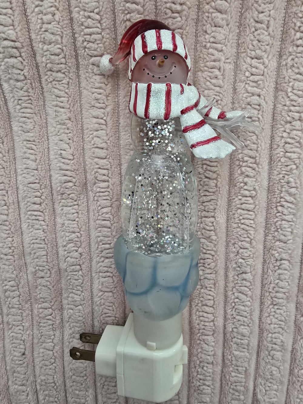 Festive Bubbling Red & White Snowman Plug-In Night Light